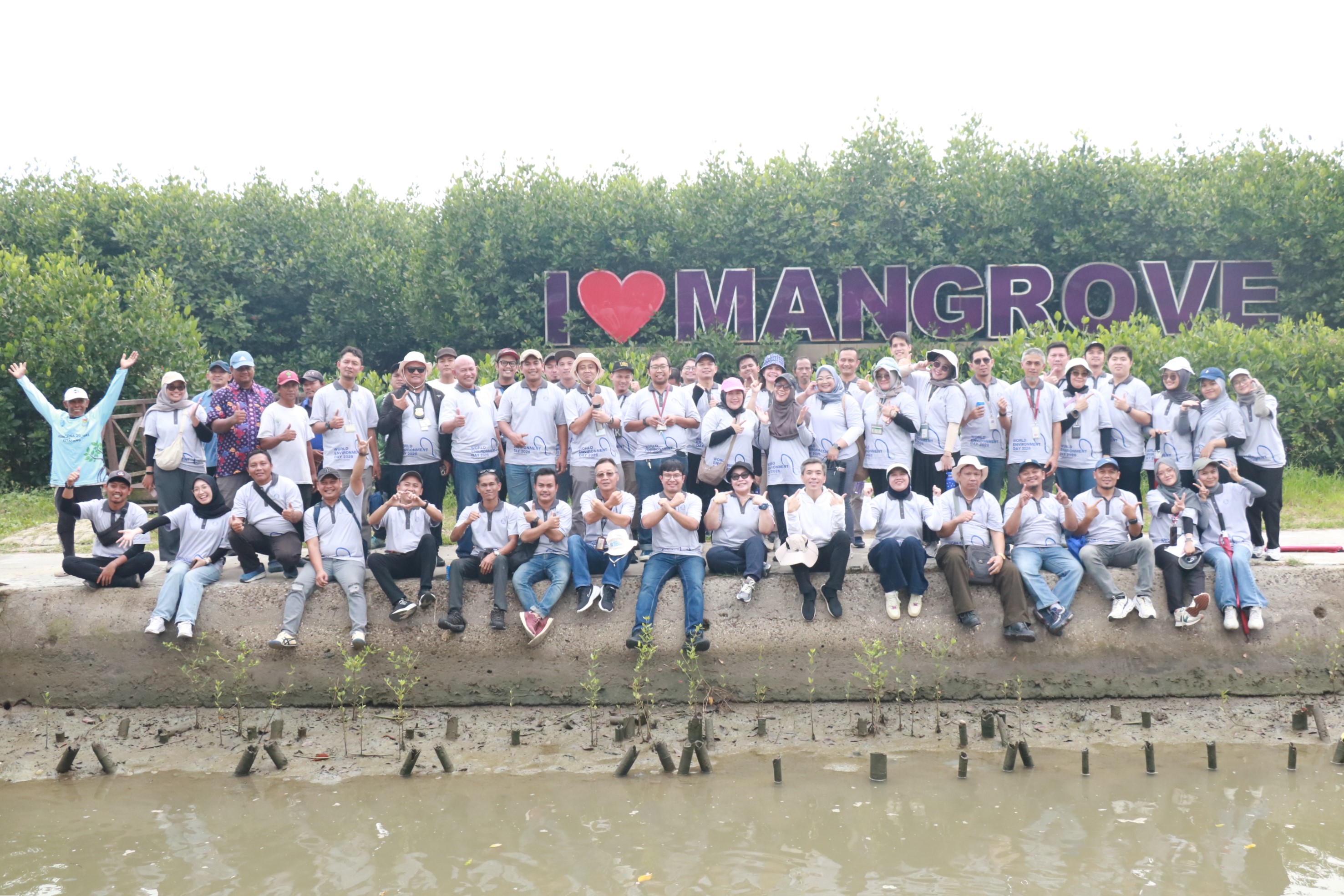 Ching Luh Group Indonesia Pursues Sustainability Through 5,000 Mangrove Tree Planting Activity